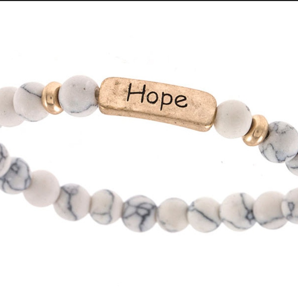 “Hope” etched beaded bracelet- white - Picture 2 of 3